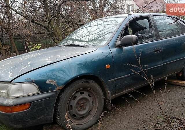 Зеленый Тойота Королла, объемом двигателя 0 л и пробегом 300 тыс. км за 1100 $, фото 1 на Automoto.ua