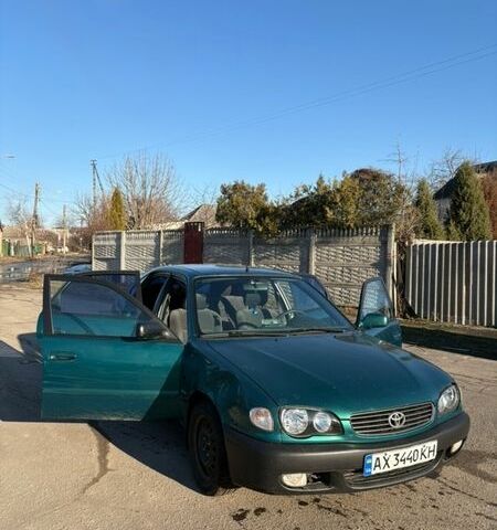 Зеленый Тойота Королла, объемом двигателя 1.4 л и пробегом 289 тыс. км за 2300 $, фото 1 на Automoto.ua