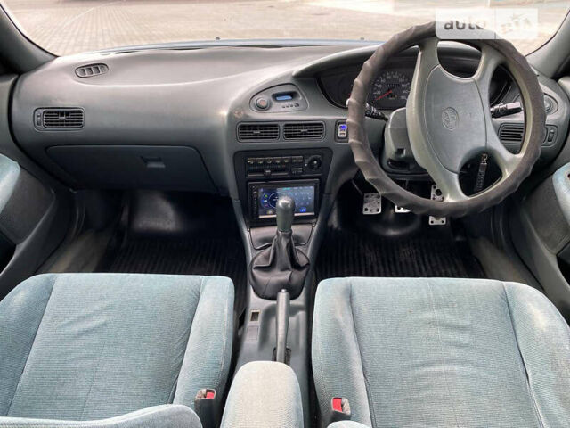 Зеленый Тойота Королла, объемом двигателя 1.6 л и пробегом 351 тыс. км за 1800 $, фото 1 на Automoto.ua