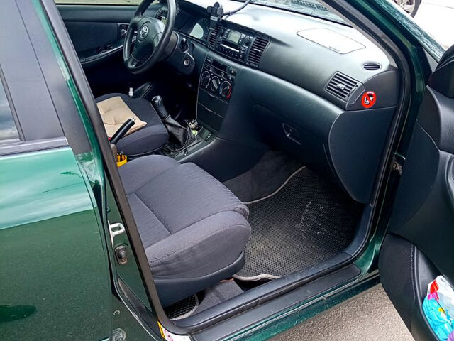 Зеленый Тойота Королла, объемом двигателя 1.6 л и пробегом 360 тыс. км за 5000 $, фото 1 на Automoto.ua