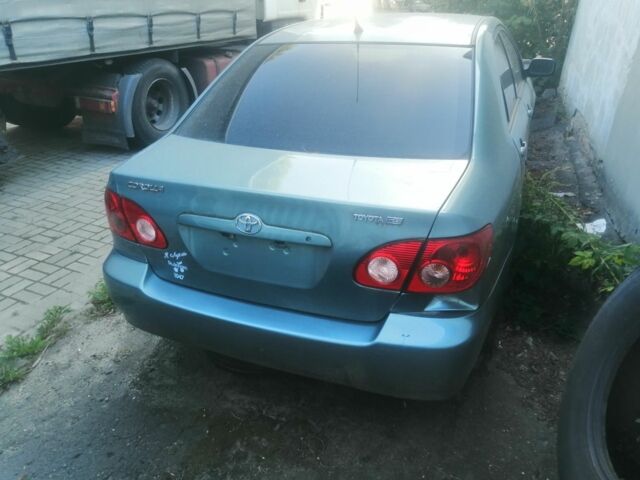 Зелений Тойота Королла, об'ємом двигуна 1 л та пробігом 100 тис. км за 500 $, фото 1 на Automoto.ua