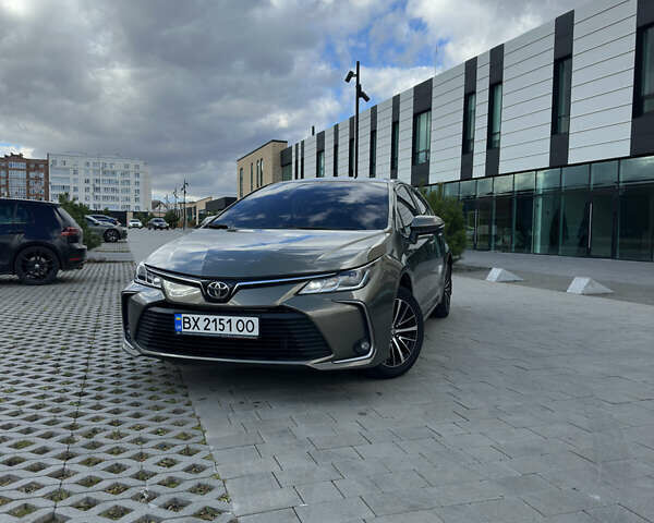 Зеленый Тойота Королла, объемом двигателя 1.6 л и пробегом 88 тыс. км за 22000 $, фото 1 на Automoto.ua