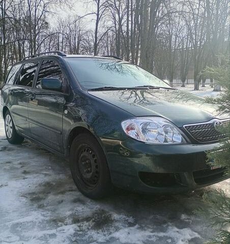 Зеленый Тойота Королла, объемом двигателя 2 л и пробегом 285 тыс. км за 4500 $, фото 1 на Automoto.ua