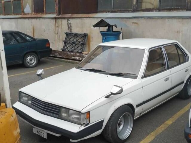 Белый Тойота Корона, объемом двигателя 1.8 л и пробегом 177 тыс. км за 3000 $, фото 1 на Automoto.ua