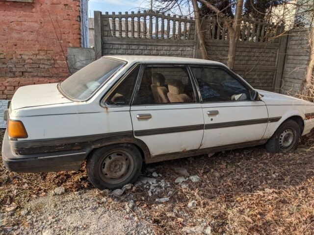 Белый Тойота Корона, объемом двигателя 0 л и пробегом 300 тыс. км за 400 $, фото 1 на Automoto.ua