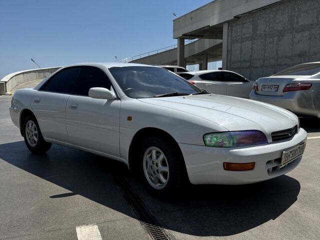 Білий Тойота Корона, об'ємом двигуна 2 л та пробігом 280 тис. км за 4350 $, фото 1 на Automoto.ua