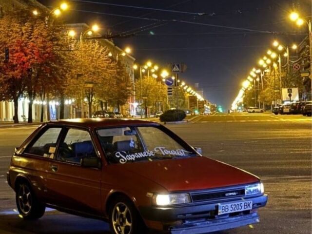 Красный Тойота Корса, объемом двигателя 0 л и пробегом 111 тыс. км за 714 $, фото 1 на Automoto.ua