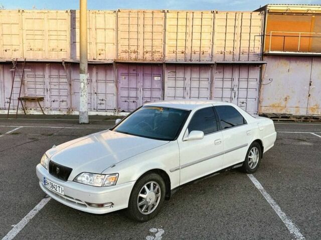 Белый Тойота Креста, объемом двигателя 2.5 л и пробегом 322 тыс. км за 4500 $, фото 1 на Automoto.ua