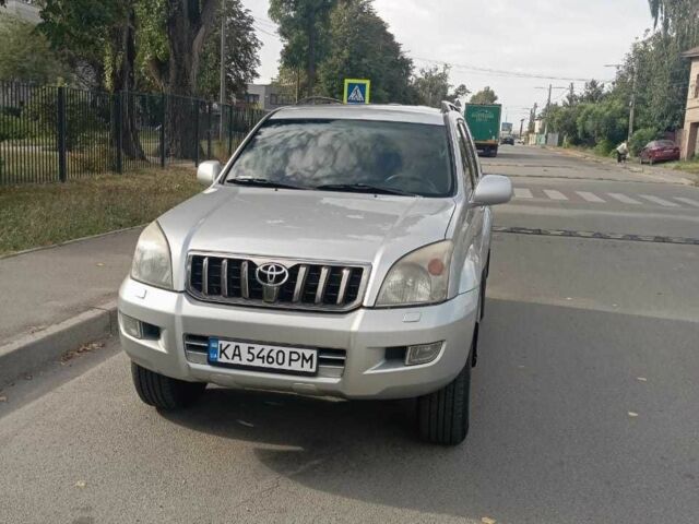 Серый Тойота Другая, объемом двигателя 3 л и пробегом 527 тыс. км за 13500 $, фото 1 на Automoto.ua