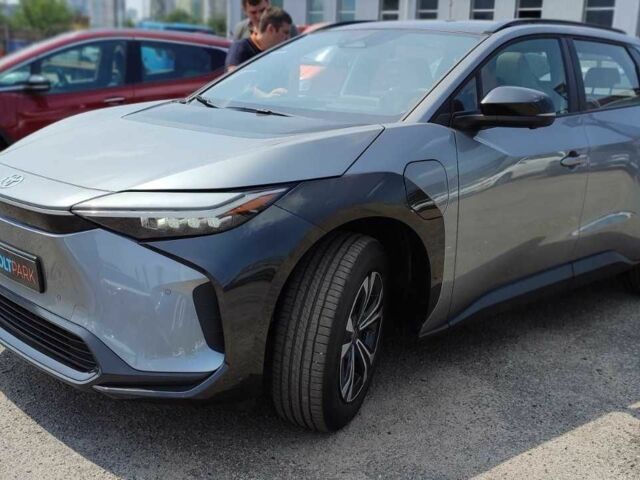 Сірий Тойота Інша, об'ємом двигуна 0 л та пробігом 1 тис. км за 31999 $, фото 1 на Automoto.ua