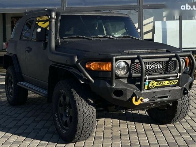 Тойота ФЖ Крузер, об'ємом двигуна 0 л та пробігом 199 тис. км за 28900 $, фото 1 на Automoto.ua