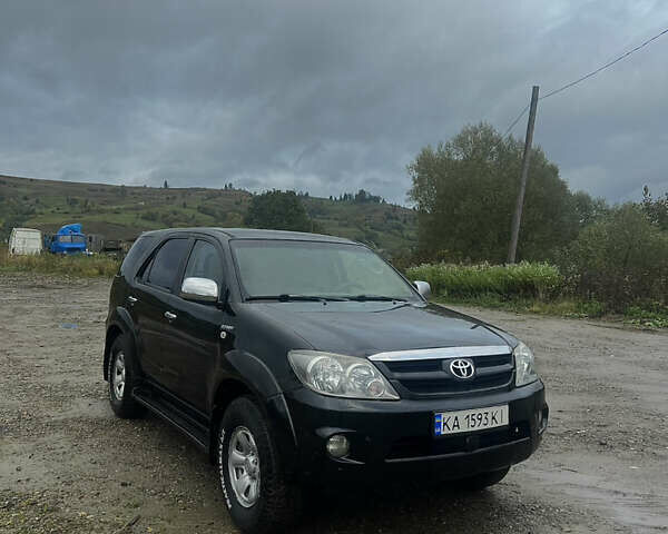 Тойота Фортунер 2006 в Рахове на Automoto.ua Черный Тойота Фортунер, объемом двигателя 2.69 л и пробегом 290 тыс. км за 12200 $, фото 1 на Automoto.ua