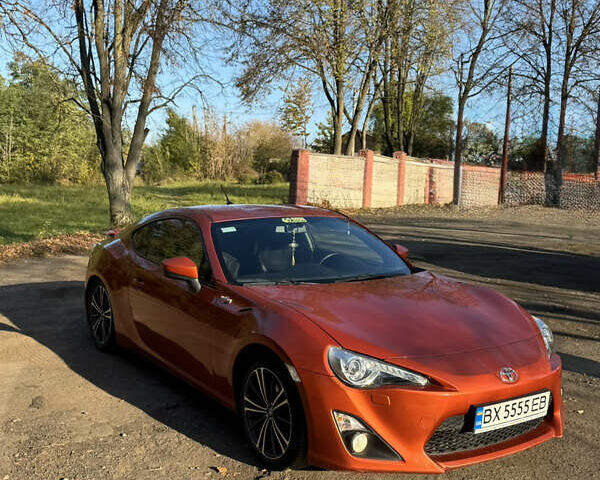 Оранжевый Тойота ГТ 86, объемом двигателя 2 л и пробегом 74 тыс. км за 13850 $, фото 1 на Automoto.ua