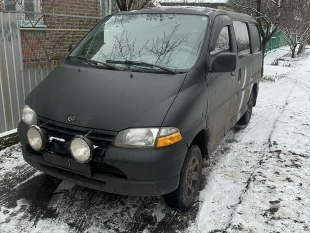 Черный Тойота Хиасе, объемом двигателя 2.4 л и пробегом 400 тыс. км за 3850 $, фото 1 на Automoto.ua