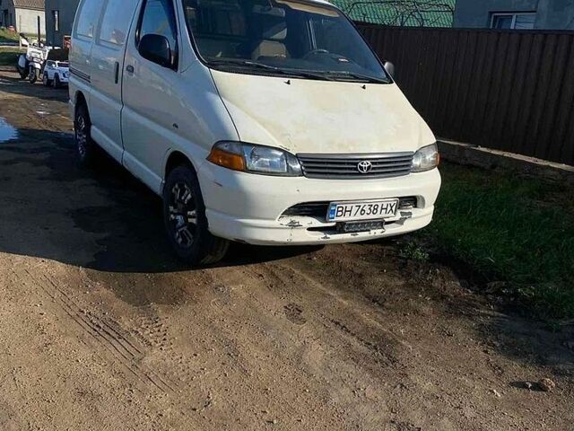 Тойота Хиасе, объемом двигателя 0 л и пробегом 330 тыс. км за 6390 $, фото 1 на Automoto.ua