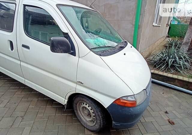 Тойота Хайс пасс., объемом двигателя 2.5 л и пробегом 377 тыс. км за 6700 $, фото 1 на Automoto.ua