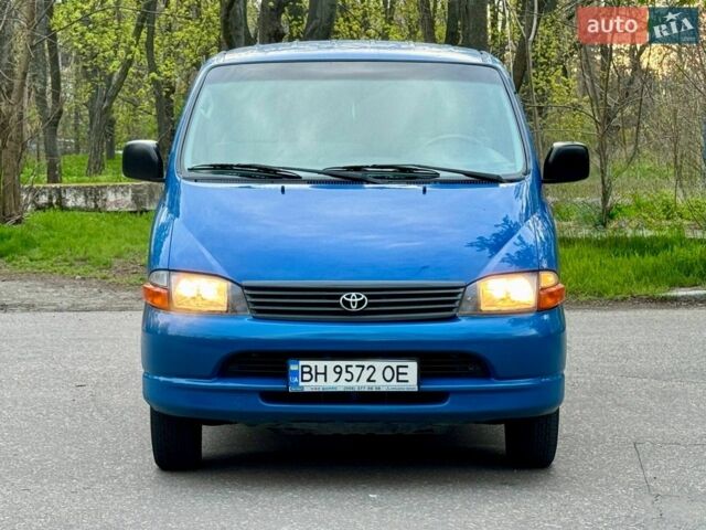 Синій Тойота Хіасє, об'ємом двигуна 2.49 л та пробігом 405 тис. км за 6999 $, фото 1 на Automoto.ua