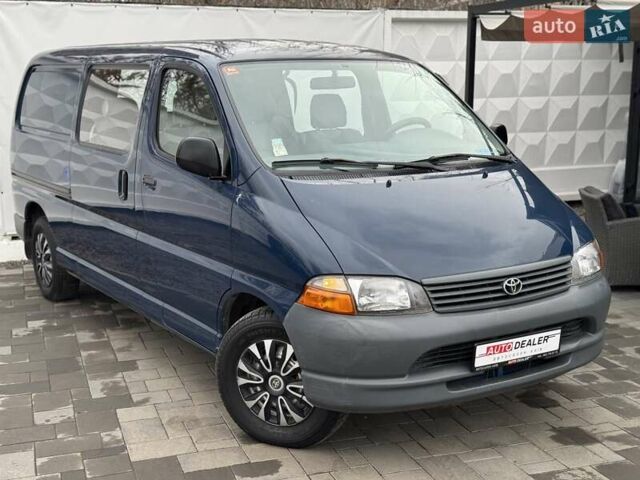 Синий Тойота Хиасе, объемом двигателя 2.45 л и пробегом 274 тыс. км за 6900 $, фото 1 на Automoto.ua