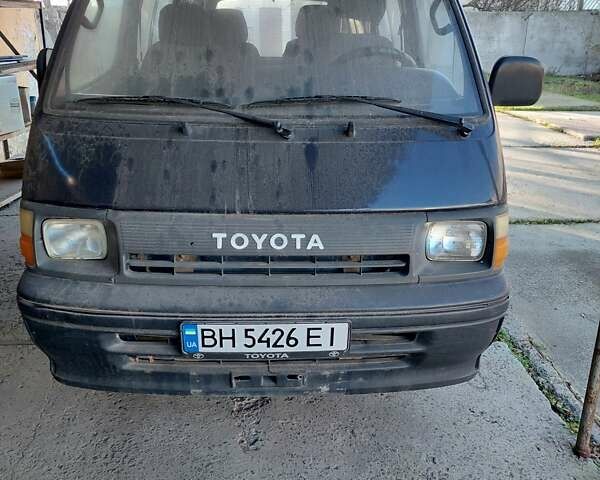Синий Тойота Хиасе, объемом двигателя 2.45 л и пробегом 40 тыс. км за 3000 $, фото 1 на Automoto.ua