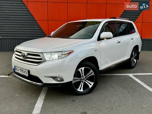 Білий Тойота Хайлендер, об'ємом двигуна 3.46 л та пробігом 175 тис. км за 16500 $, фото 1 на Automoto.ua