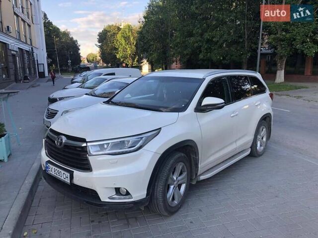 Білий Тойота Хайлендер, об'ємом двигуна 3.5 л та пробігом 153 тис. км за 24900 $, фото 1 на Automoto.ua