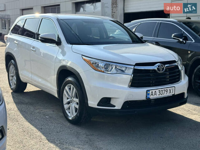 Білий Тойота Хайлендер, об'ємом двигуна 2.7 л та пробігом 167 тис. км за 19999 $, фото 1 на Automoto.ua