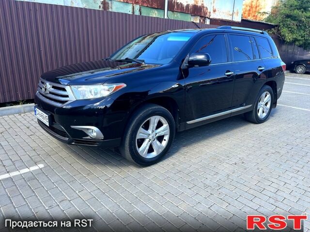 Чорний Тойота Хайлендер, об'ємом двигуна 3.5 л та пробігом 225 тис. км за 19300 $, фото 1 на Automoto.ua