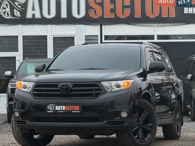 Черный Тойота Хайлендер, объемом двигателя 3.46 л и пробегом 177 тыс. км за 17500 $, фото 1 на Automoto.ua
