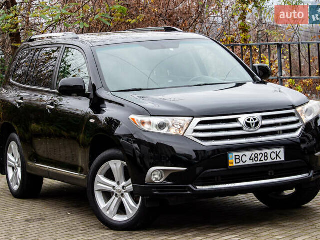 Черный Тойота Хайлендер, объемом двигателя 3.46 л и пробегом 316 тыс. км за 16300 $, фото 1 на Automoto.ua