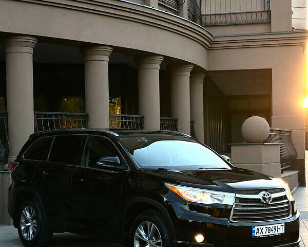 Черный Тойота Хайлендер, объемом двигателя 3.46 л и пробегом 108 тыс. км за 22300 $, фото 1 на Automoto.ua