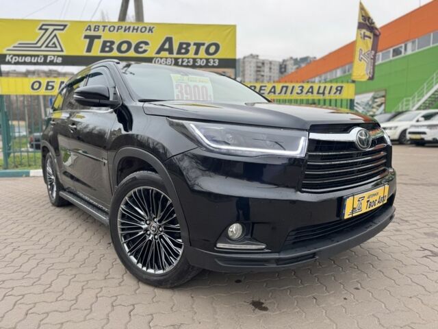 Черный Тойота Хайлендер, объемом двигателя 3.5 л и пробегом 162 тыс. км за 22900 $, фото 1 на Automoto.ua