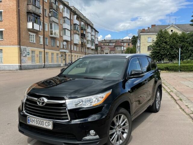 Черный Тойота Хайлендер, объемом двигателя 2.7 л и пробегом 216 тыс. км за 19999 $, фото 1 на Automoto.ua