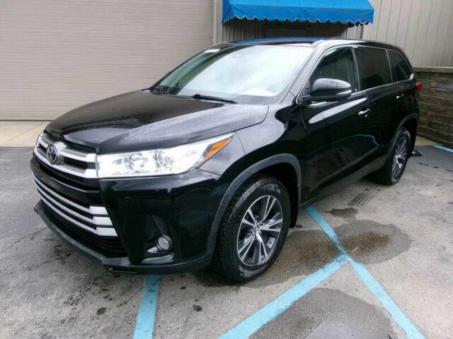 Черный Тойота Хайлендер, объемом двигателя 3.5 л и пробегом 41 тыс. км за 26000 $, фото 1 на Automoto.ua