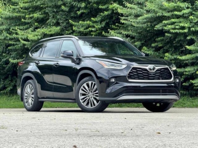 Чорний Тойота Хайлендер, об'ємом двигуна 3.5 л та пробігом 23 тис. км за 14000 $, фото 1 на Automoto.ua
