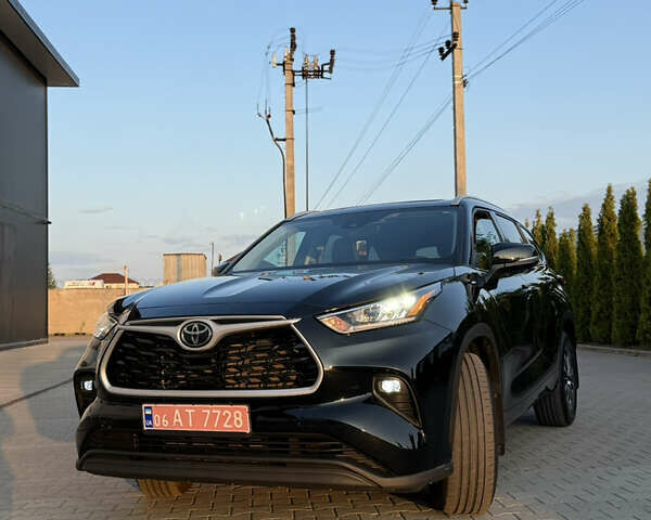 Черный Тойота Хайлендер, объемом двигателя 3.46 л и пробегом 40 тыс. км за 39999 $, фото 1 на Automoto.ua