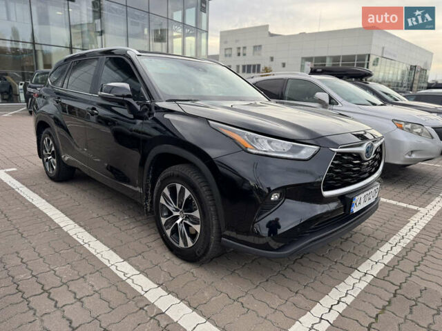 Черный Тойота Хайлендер, объемом двигателя 2.49 л и пробегом 8 тыс. км за 62500 $, фото 1 на Automoto.ua