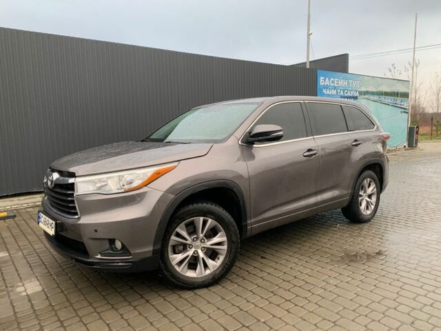 Коричневый Тойота Хайлендер, объемом двигателя 3.5 л и пробегом 188 тыс. км за 18000 $, фото 1 на Automoto.ua