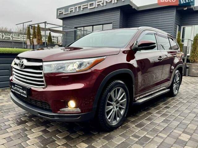 Красный Тойота Хайлендер, объемом двигателя 3.5 л и пробегом 205 тыс. км за 21900 $, фото 1 на Automoto.ua