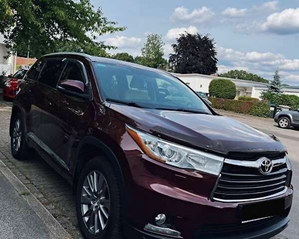 Тойота Хайлендер, об'ємом двигуна 0 л та пробігом 98 тис. км за 28999 $, фото 1 на Automoto.ua