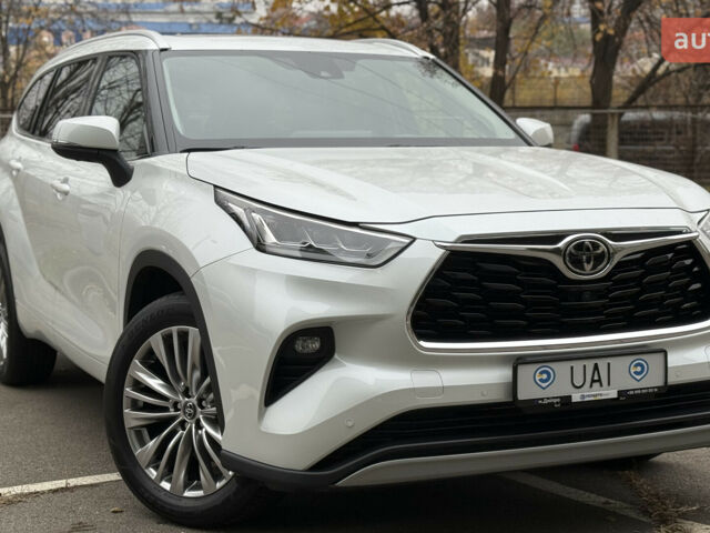Тойота Хайлендер, об'ємом двигуна 2 л та пробігом 0 тис. км за 51999 $, фото 1 на Automoto.ua