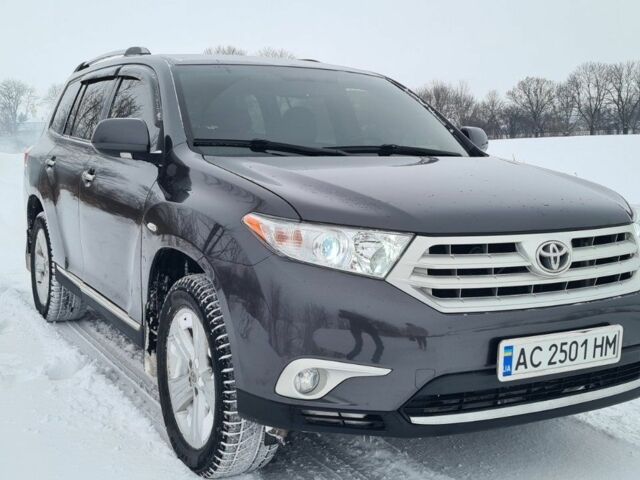 Сірий Тойота Хайлендер, об'ємом двигуна 3.5 л та пробігом 170 тис. км за 11950 $, фото 1 на Automoto.ua