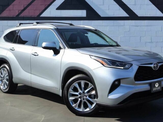 Серый Тойота Хайлендер, объемом двигателя 2.5 л и пробегом 29 тыс. км за 19000 $, фото 1 на Automoto.ua