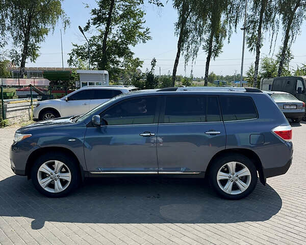 Синій Тойота Хайлендер, об'ємом двигуна 3.46 л та пробігом 221 тис. км за 19000 $, фото 1 на Automoto.ua