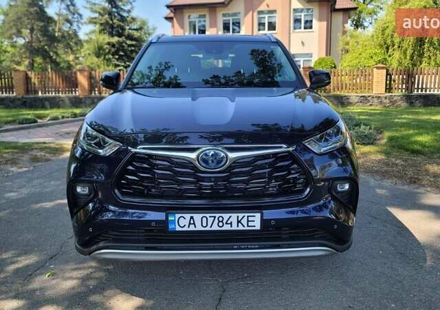 Синій Тойота Хайлендер, об'ємом двигуна 2.49 л та пробігом 43 тис. км за 51500 $, фото 1 на Automoto.ua