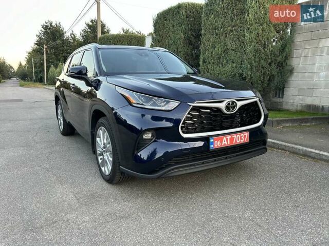 Синій Тойота Хайлендер, об'ємом двигуна 3.5 л та пробігом 99 тис. км за 33900 $, фото 1 на Automoto.ua