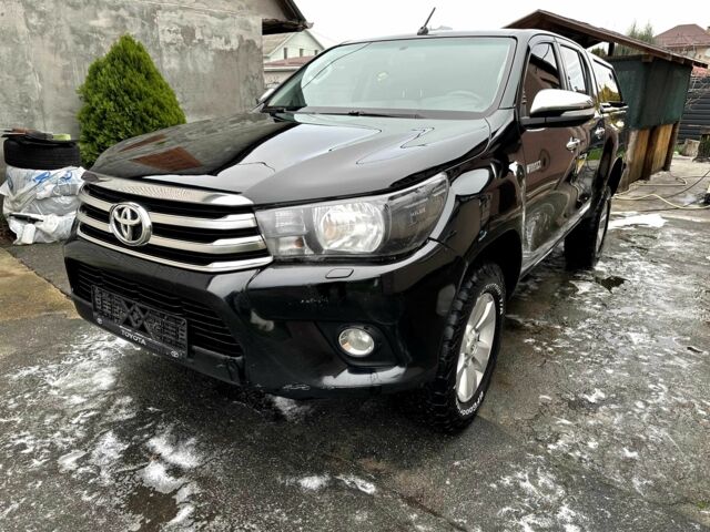 Черный Тойота Хайлюкс, объемом двигателя 2.8 л и пробегом 250 тыс. км за 23500 $, фото 1 на Automoto.ua