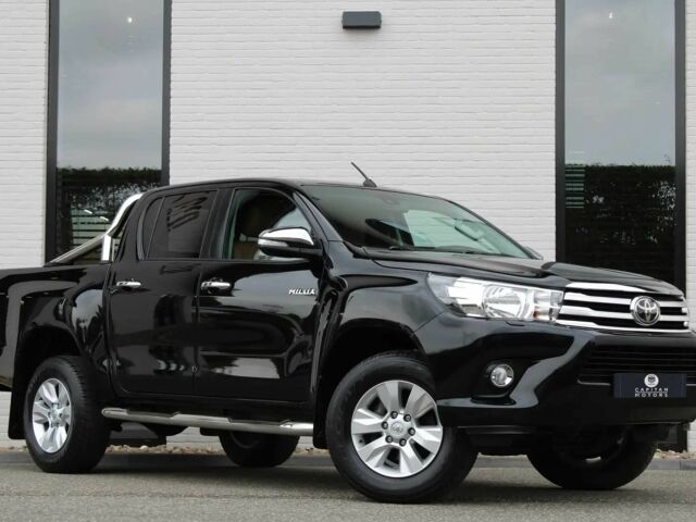 Чорний Тойота Хайлюкс, об'ємом двигуна 2.4 л та пробігом 68 тис. км за 8000 $, фото 1 на Automoto.ua