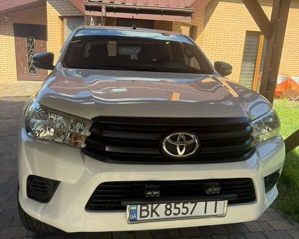 Тойота Хайлюкс, об'ємом двигуна 2.4 л та пробігом 112 тис. км за 30999 $, фото 1 на Automoto.ua