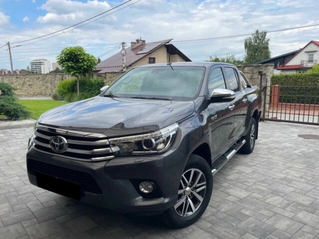 Сірий Тойота Хайлюкс, об'ємом двигуна 2.4 л та пробігом 121 тис. км за 10000 $, фото 1 на Automoto.ua