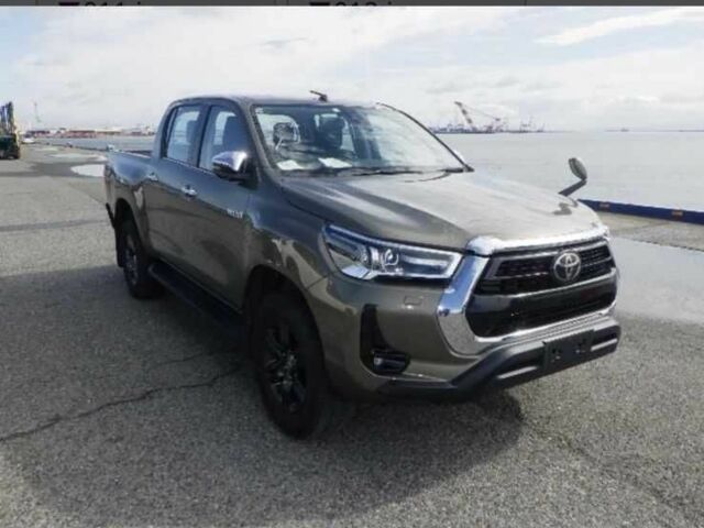 Серый Тойота Хайлюкс, объемом двигателя 2.4 л и пробегом 3 тыс. км за 40788 $, фото 1 на Automoto.ua